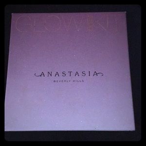 Anastasia Beverly Hills Glow Kit